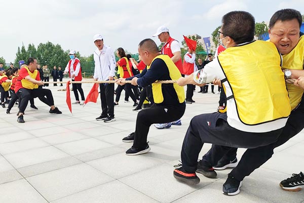 團(tuán)隊拔河